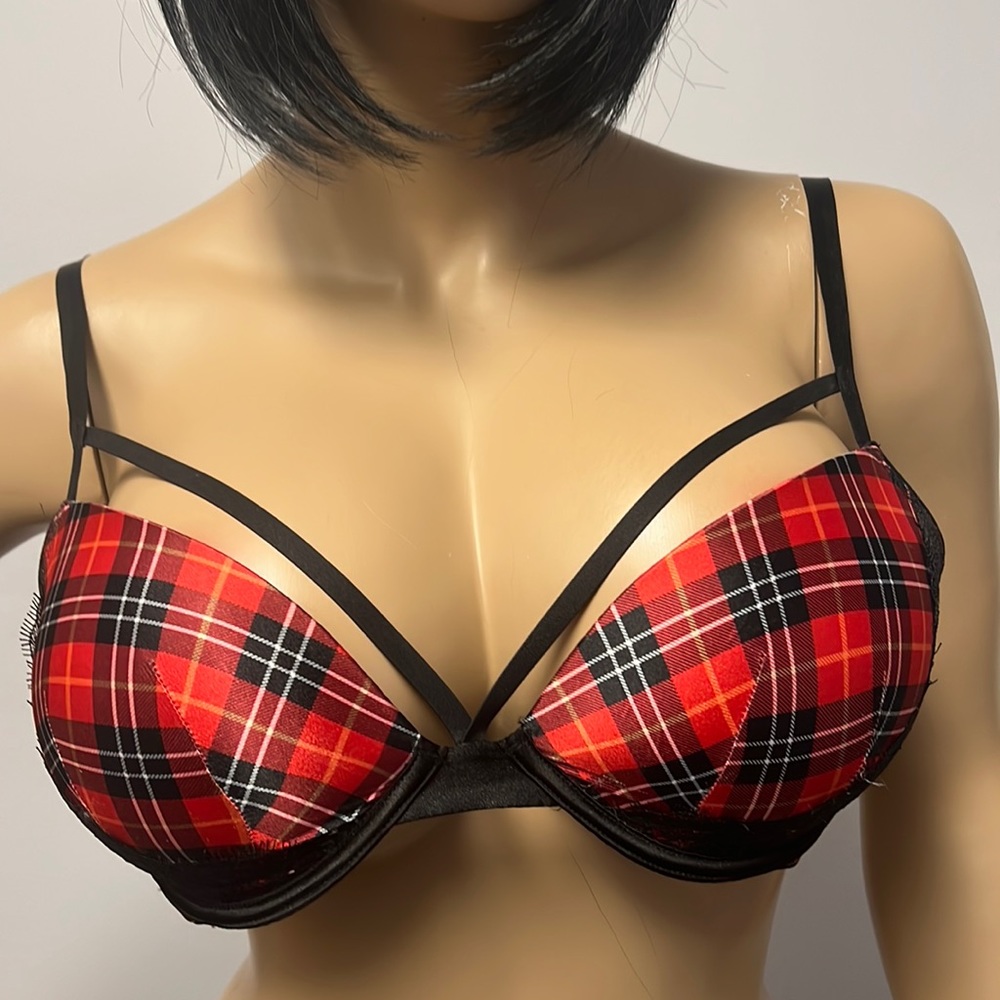 Great Condition Very Sexy Victory Secret Push Up Bra S 34D